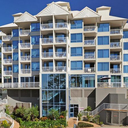 At Whitsunday Vista Holiday Apartments Airlie Beach Exterior photo