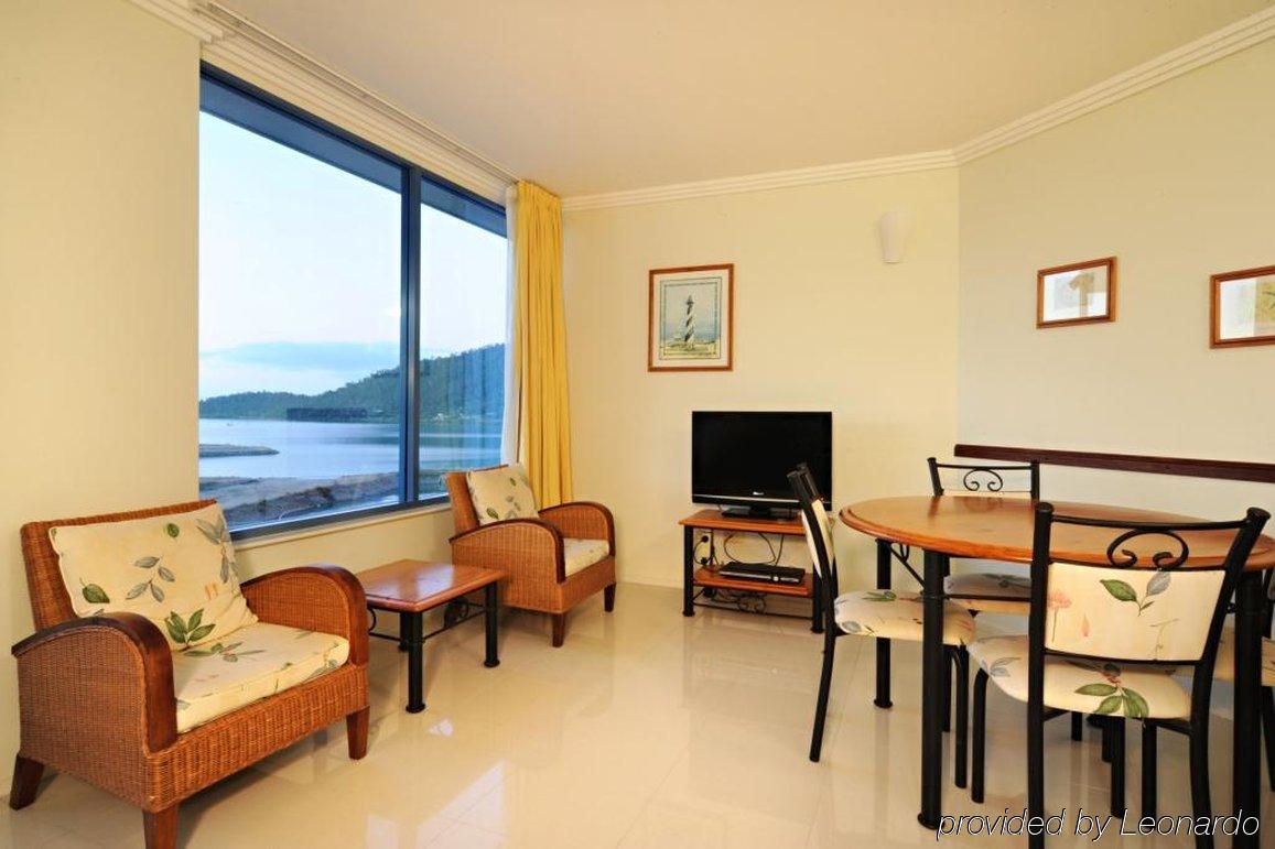 At Whitsunday Vista Holiday Apartments Airlie Beach Exterior photo